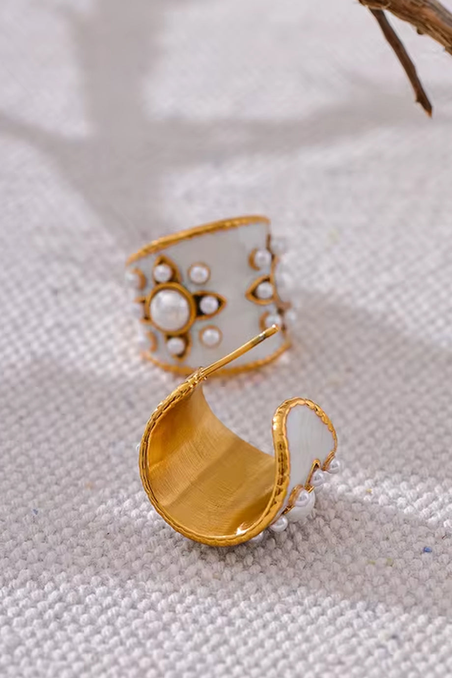 Cyrisse White Enamel Hoop Earrings with Pearls