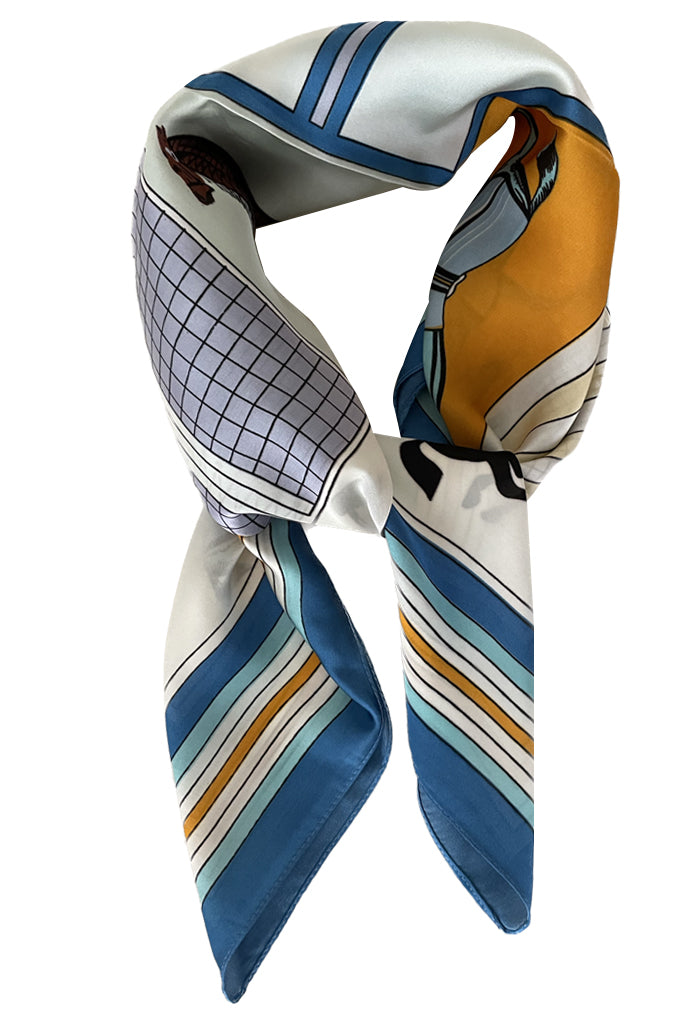 Pañuelo Equitación Estampado Azul con Caballos