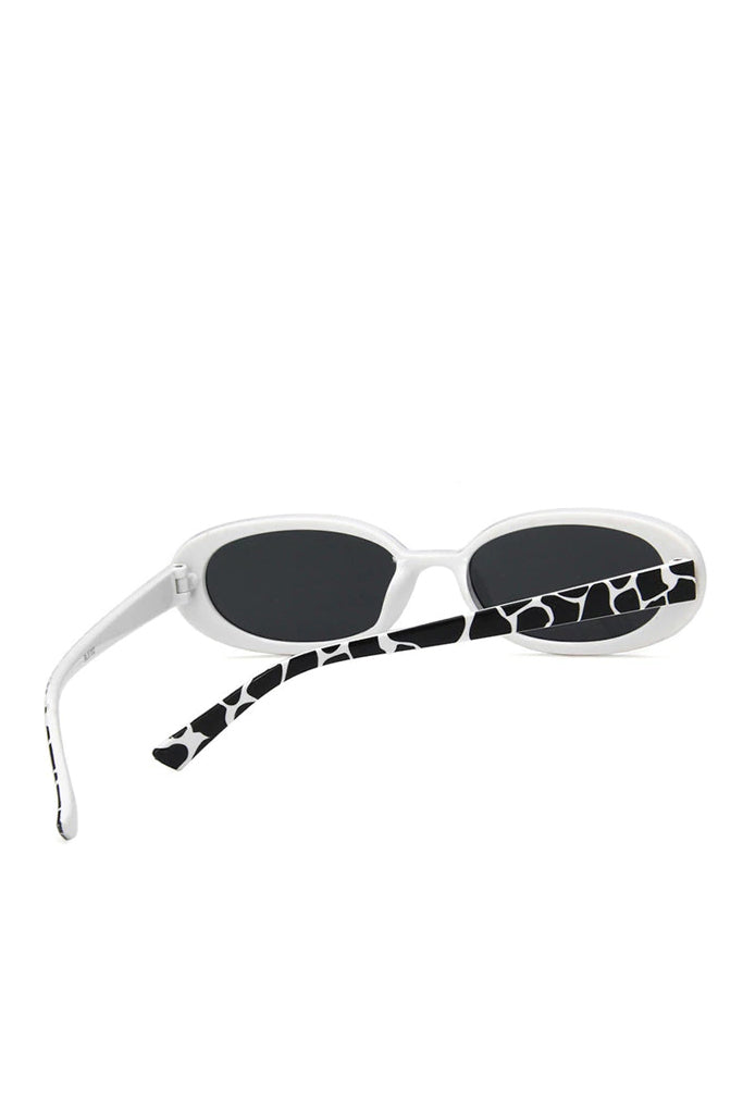 Gafas de sol con estampado animal de Kurta Fashion