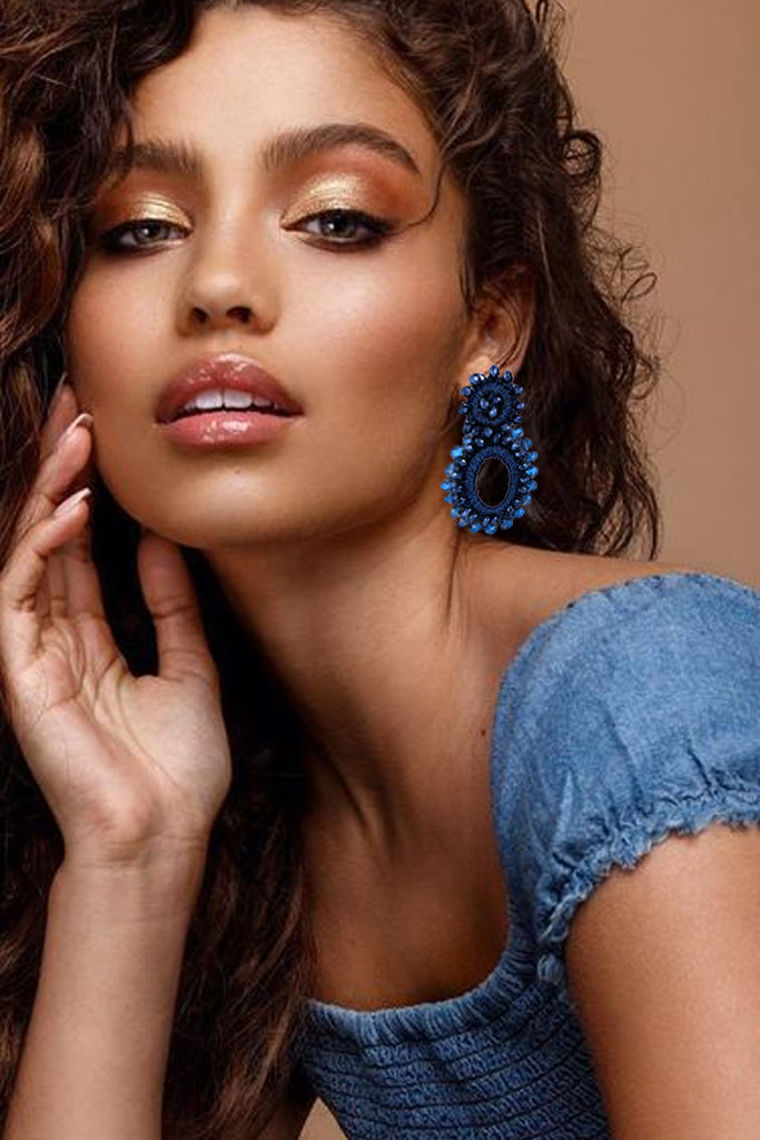 Pendientes de cuentas azules Lycia