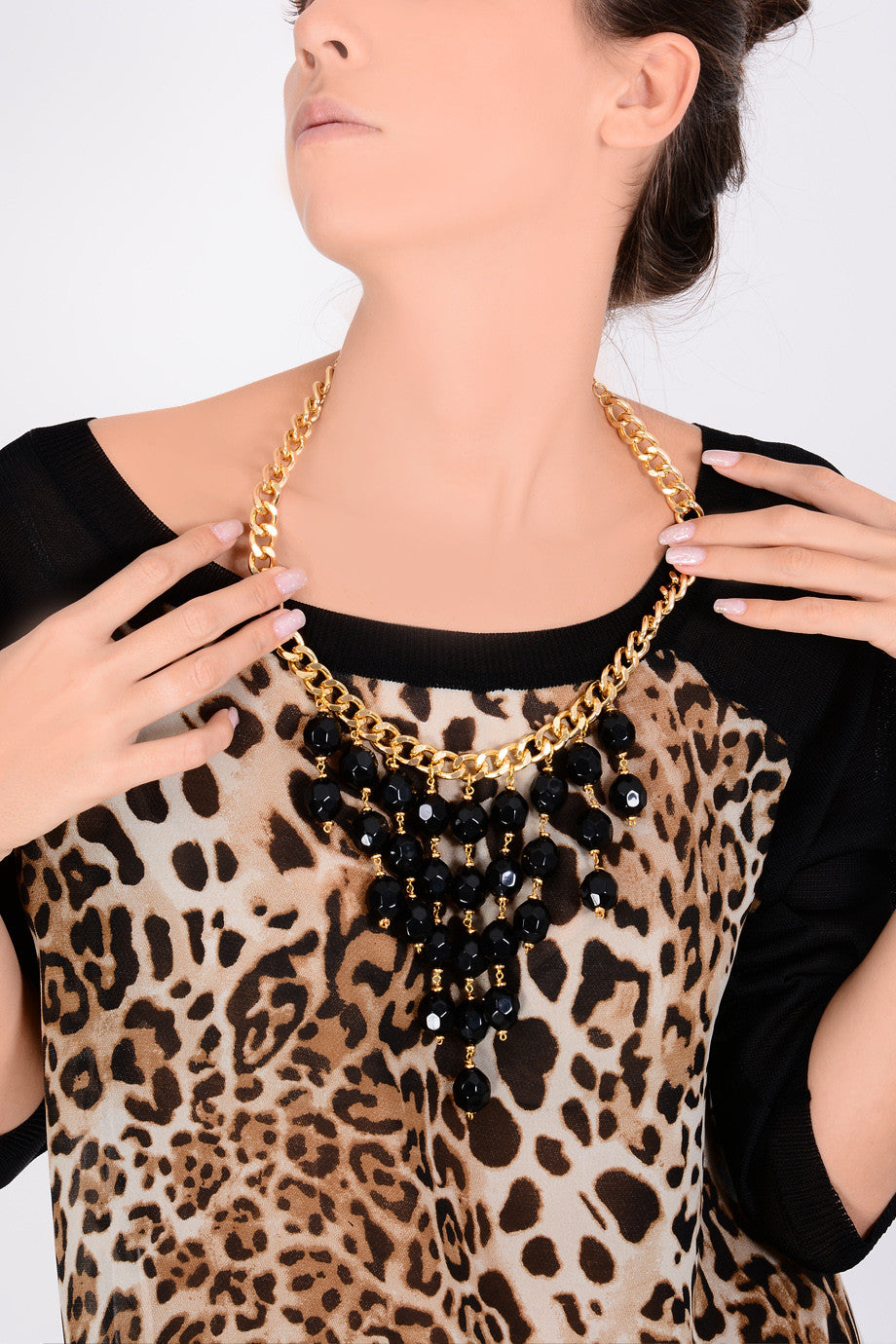 Χρυσό Κολιέ Με Μαύρες Χάντρες | Κοσμήματα